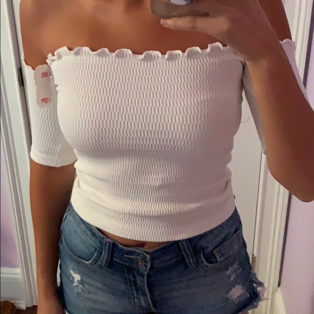 White off the shoulder crop top